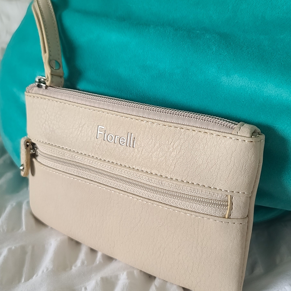NEW Fiorelli Cream Wristlet Clutch